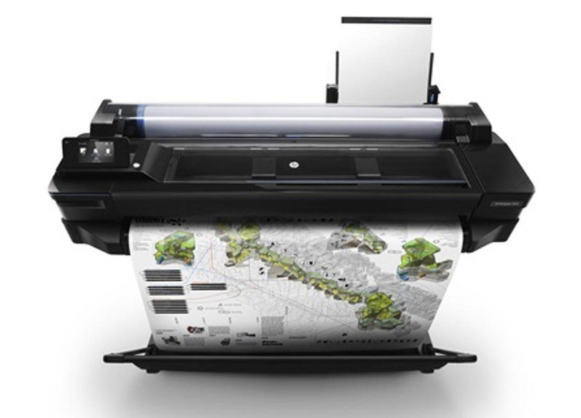 Impresora. Con el paso de los años las impresoras solo han hecho actualizarse y modernizarse. En estos momentos la impresora HP DesignJet T520 de 24 pulgadas es una de las más lujosas del mercado. Ha sido diseñada para adaptarse a la oficina pero también al despacho de casa. Esta compacta impresora facilita la impresión de diseños arquitectónicos, mapas, fotos y presentaciones. Cuesta 1.209 euros en Hp.