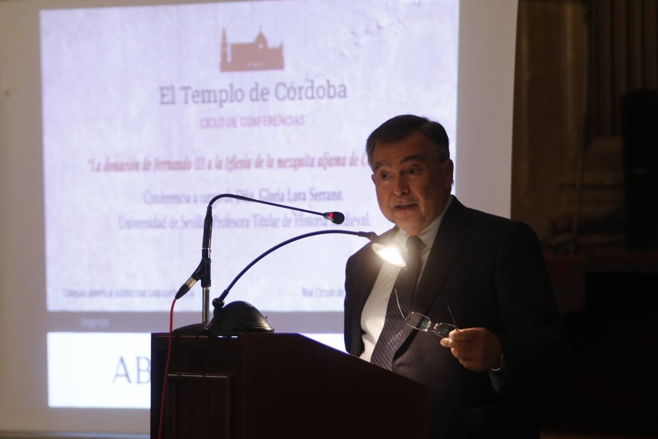 La conferencia de Gloria Lora en Córdoba, en imágenes