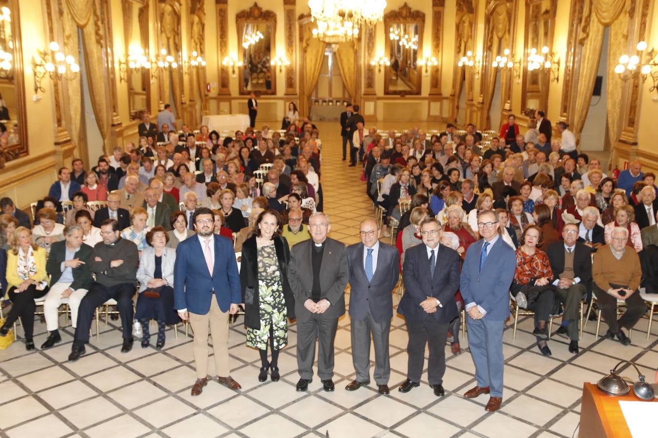 La conferencia de Gloria Lora en Córdoba, en imágenes