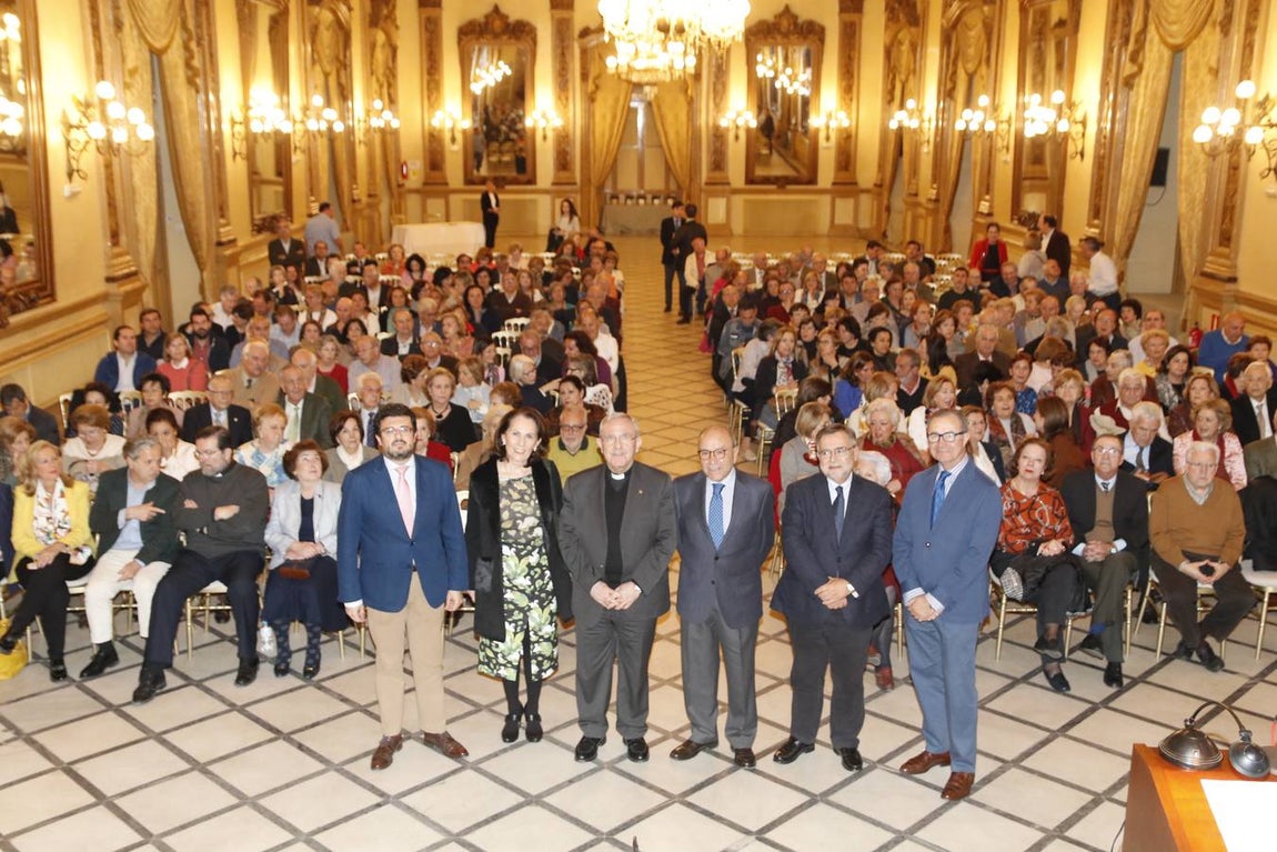 La conferencia de Gloria Lora en Córdoba, en imágenes