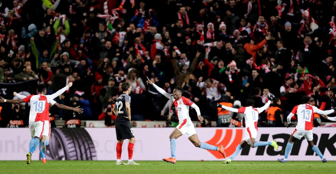 Las mejores imágenes del Slavia - Sevilla FC (4-3)