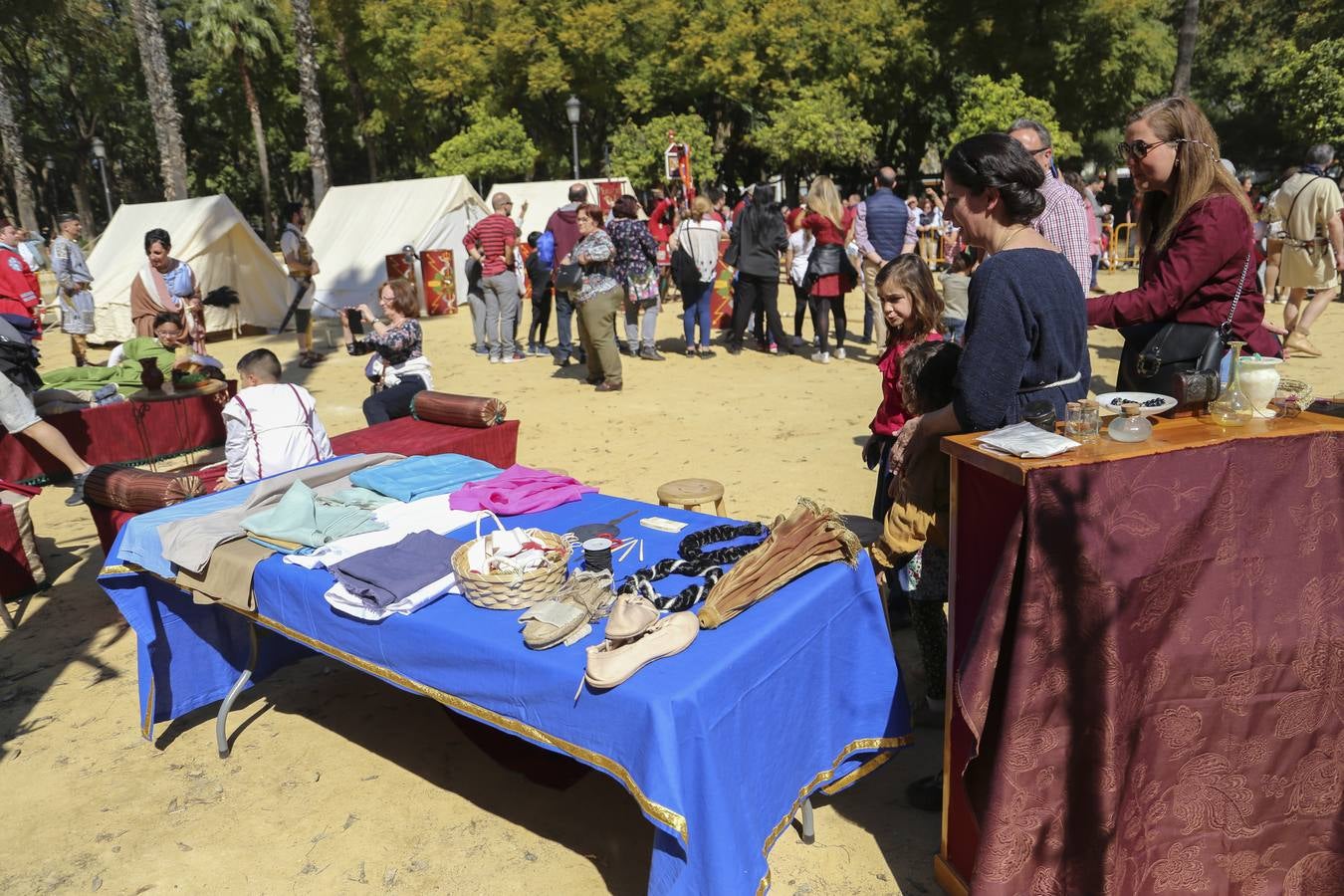 El Prado de San Sebastián en Sevilla se transforma en un campamento romano