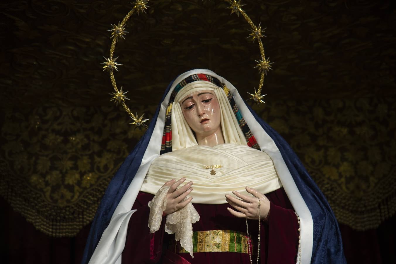 Galería de la Virgen del Rosario de la Hermandad de Montesión en su paso de palio