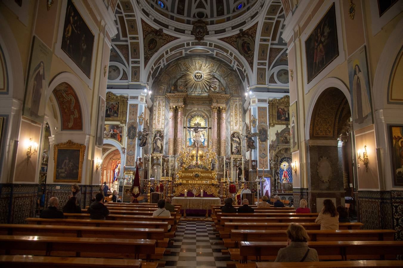 Galería del Cristo de los Desamparados del Santo Ángel