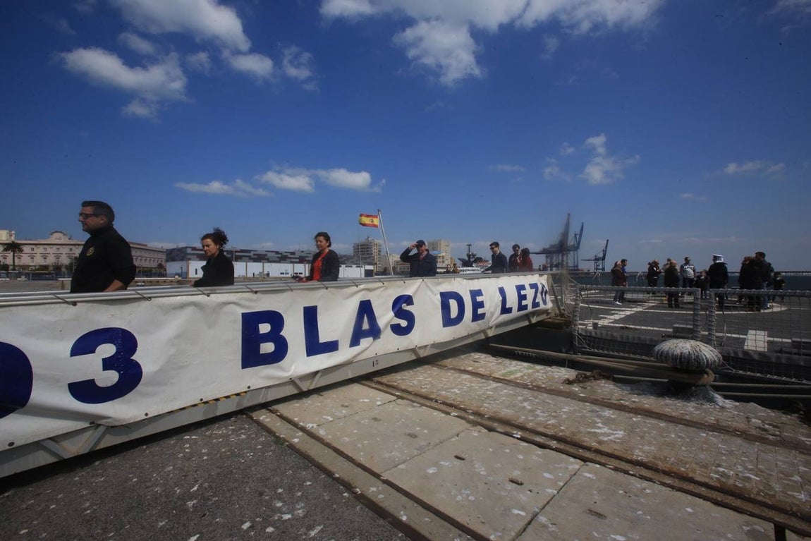 FOTOS: Homenaje de la Armada a la figura de Blas de Lezo en Cádiz