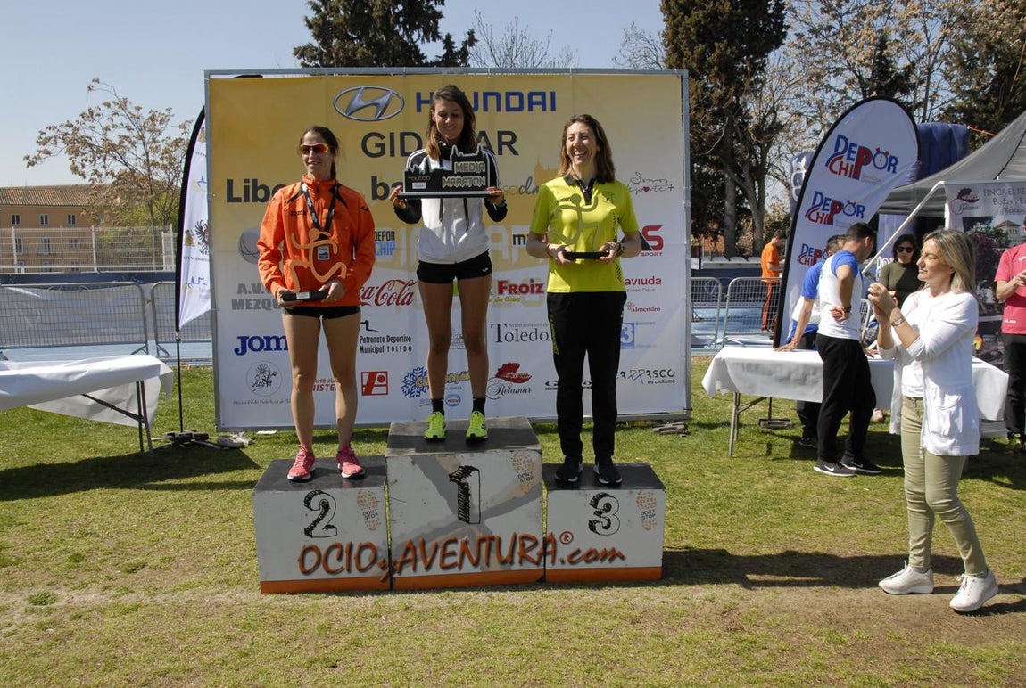 Rafael Martínez-Almeida y Cristina Paloma se alzan con la victoria en la II Media Maratón Toledo