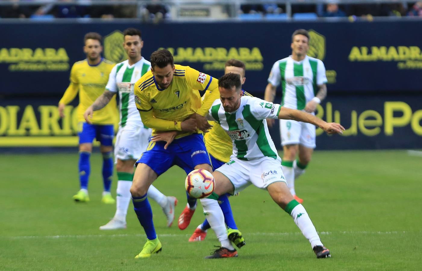 FOTOS: Cádiz CF - Córdoba CF en Carranza