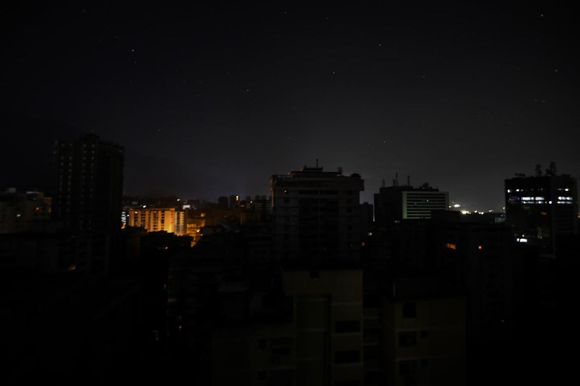 Visión general de Caracas, donde puede apreciarse la falta de luz. 