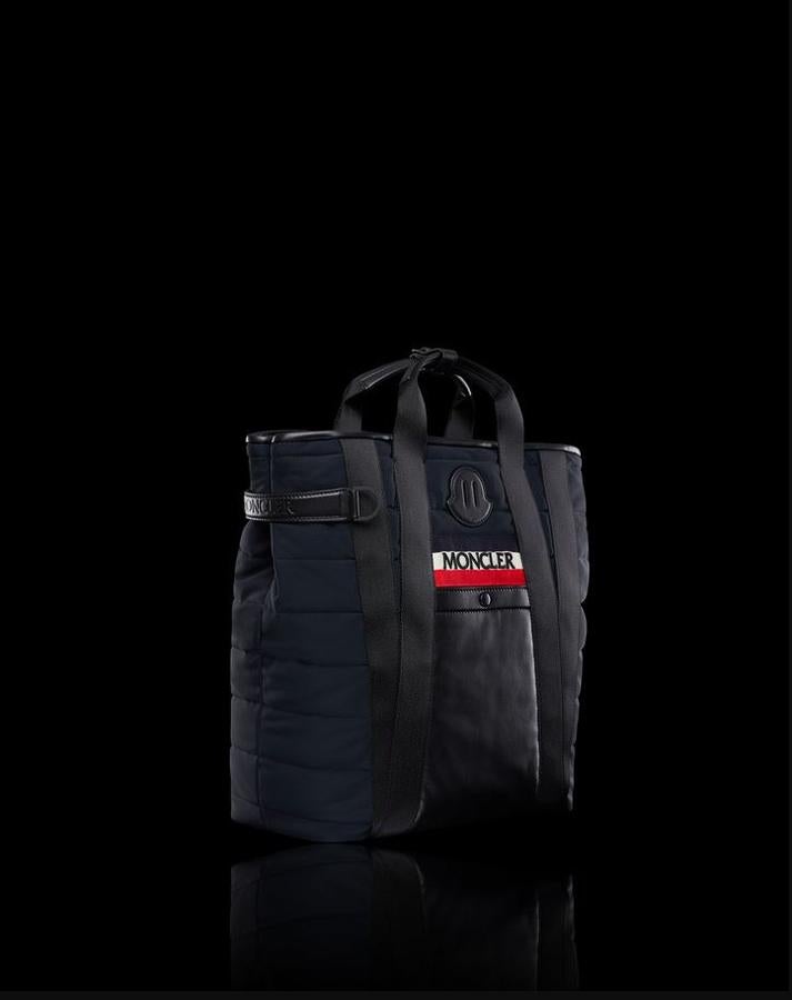 Pinnacle Medium. Este accesorio urbano y funcional puede llevarse en la mano o como mochila. Está hecho con cuero y poliéster y en su interior tiene muchos departamentos para garantizar el orden. Precio: 765 euros