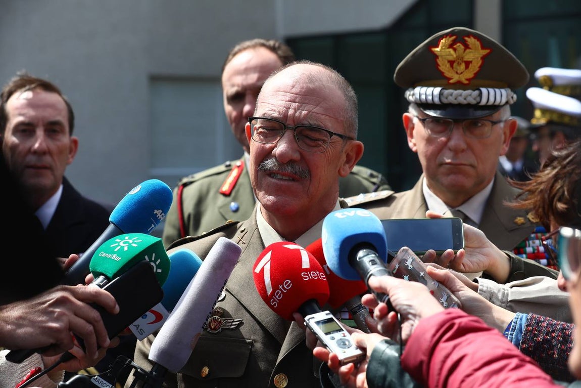 En imágenes: Traspaso de mando del Cuartel General de la operación &#039;Atalanta&#039;, de Northwood a Rota