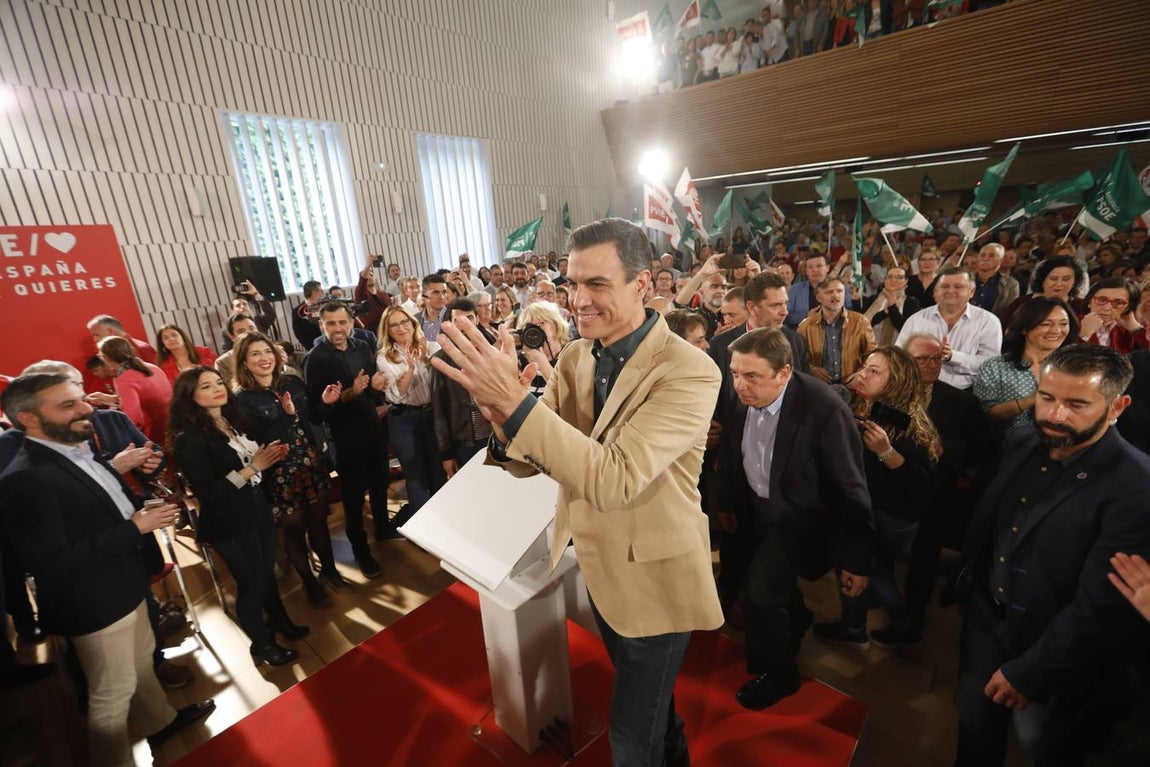 El mitin de Pedro Sánchez en Córdoba, en imágenes