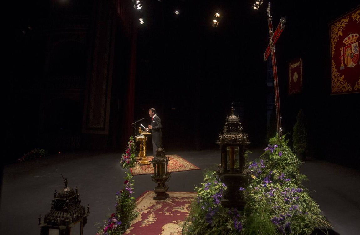 Las imágenes del pregón de la Semana Santa de Cádiz
