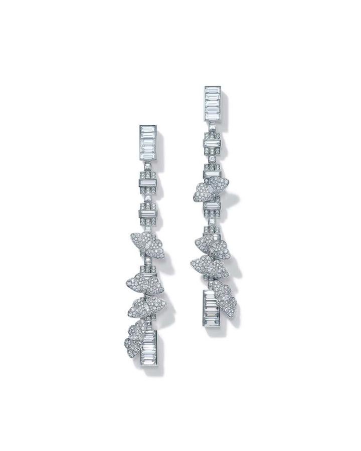 Blue Book Collection. Pendientes en platino con diamantes, pertenecientes a la Tiffany Blue Book Collection 2018. Precio: 100.000 €