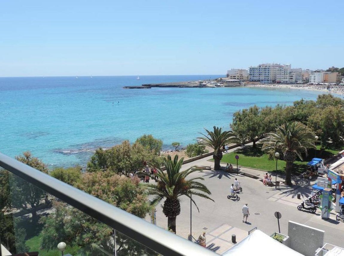 Última hora. Vicente Miralles, el antiguo propietario del complejo ha reconocido que la información filtrada es cierta, dando así por hecho la nueva adquisición del alojamiento por la estrella del F.C.Barcelona.