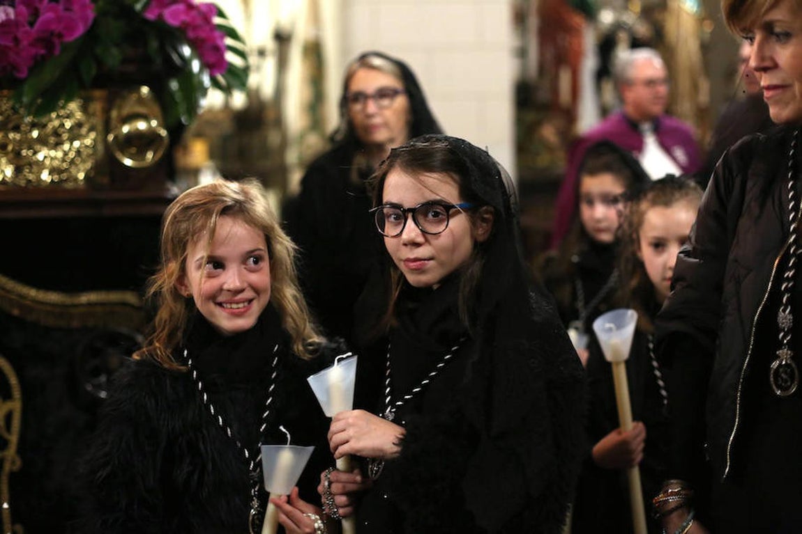 Procesión de la Virgen de la Soledad del Viernes de Dolores