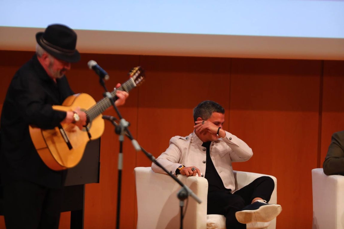 Alejandro Sanz ya es Hijo Adoptivo de Cádiz