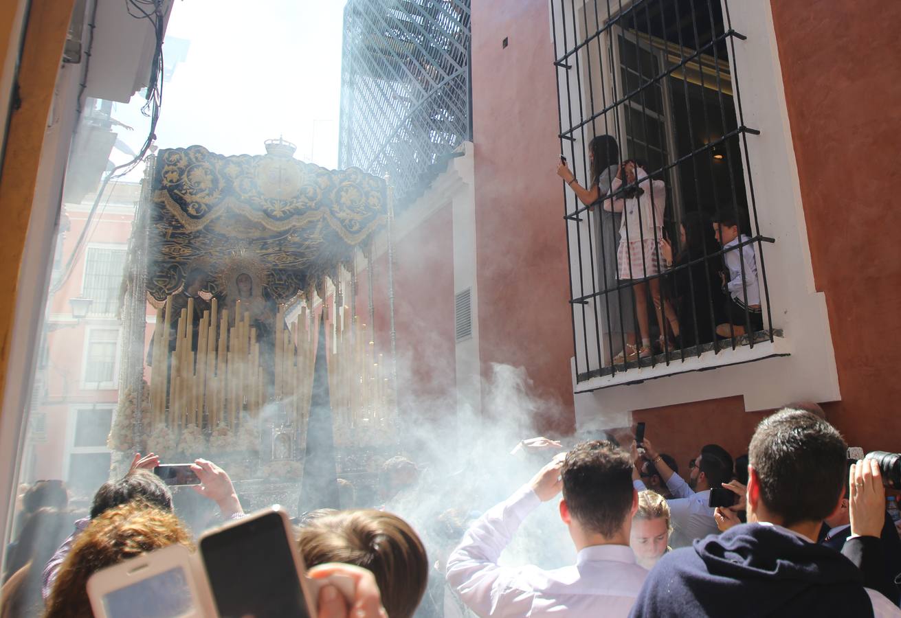 En imágenes, salida procesional de Jesús Despojado el Domingo de Ramos