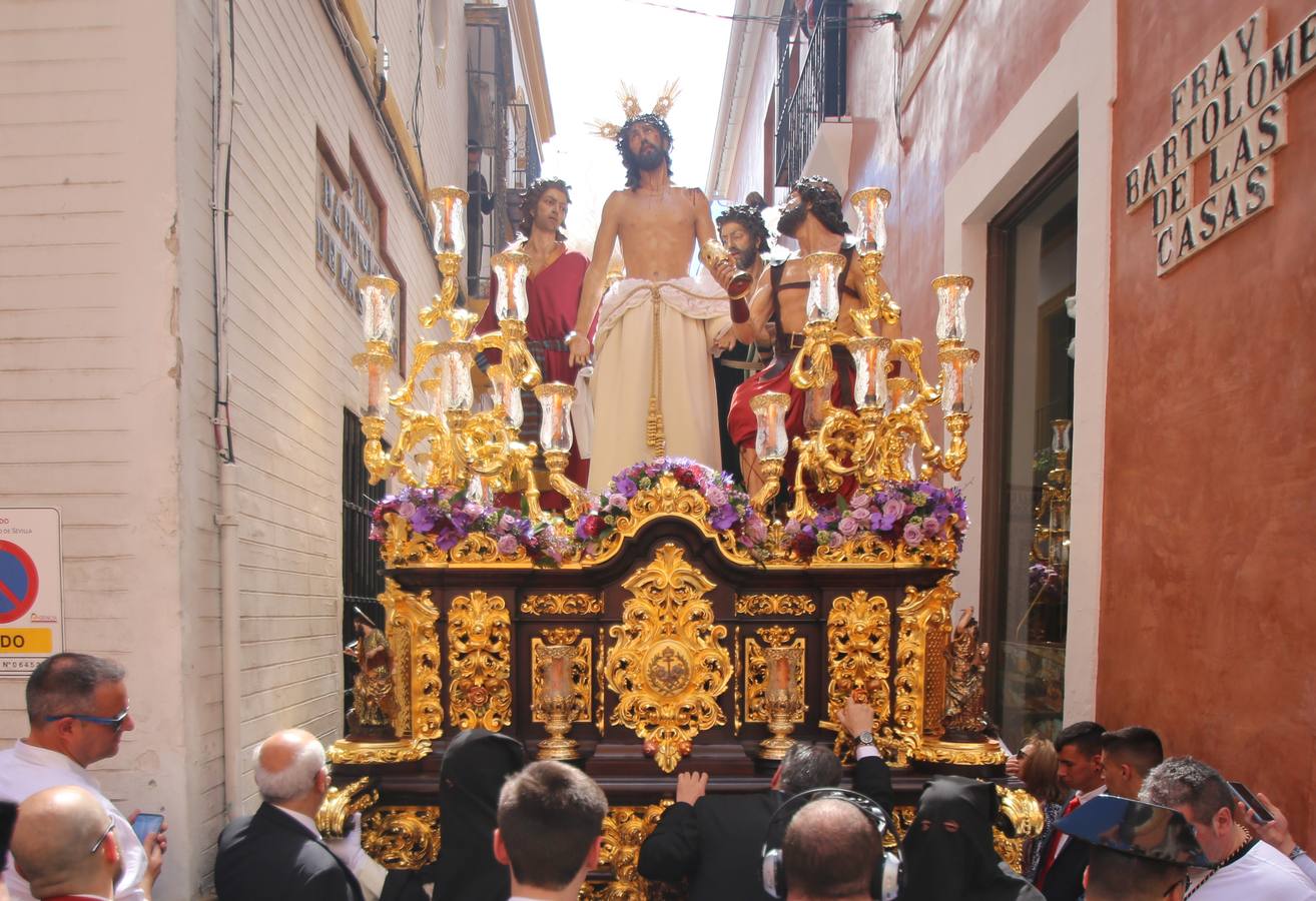 En imágenes, salida procesional de Jesús Despojado el Domingo de Ramos