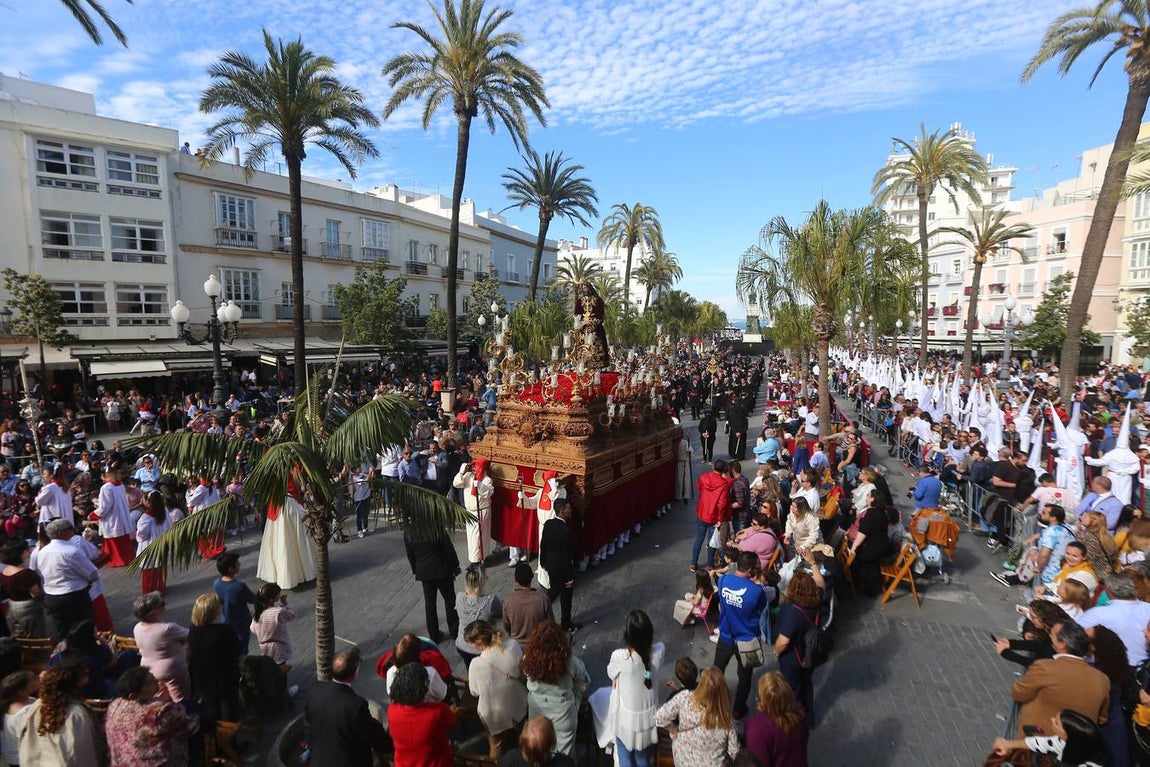 FOTOS: Las Penas en la Semana Santa de Cádiz 2019. Domingo de Ramos