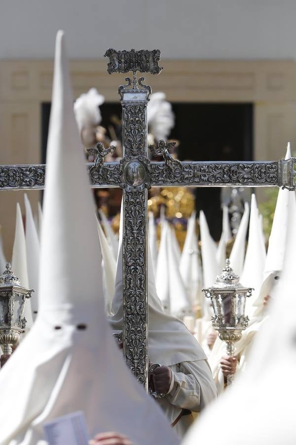 La procesión de la Hermanda de la Merced de Córdoba, en imágenes