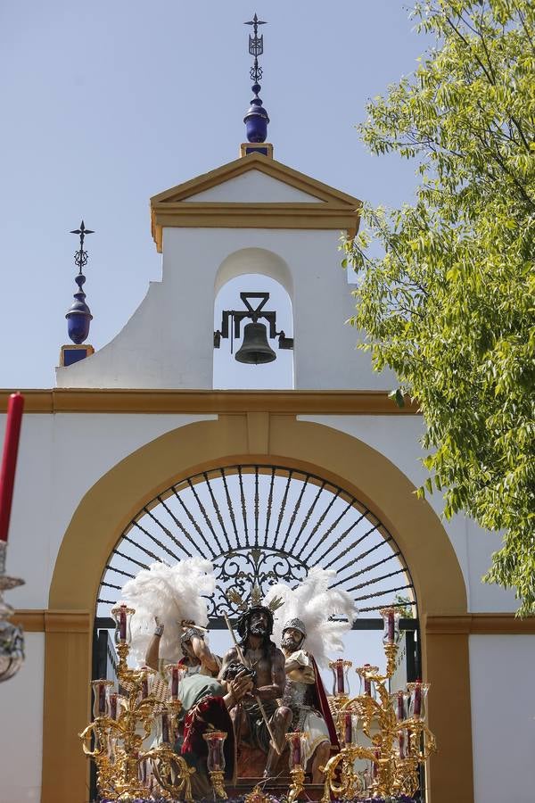 La procesión de la Hermanda de la Merced de Córdoba, en imágenes