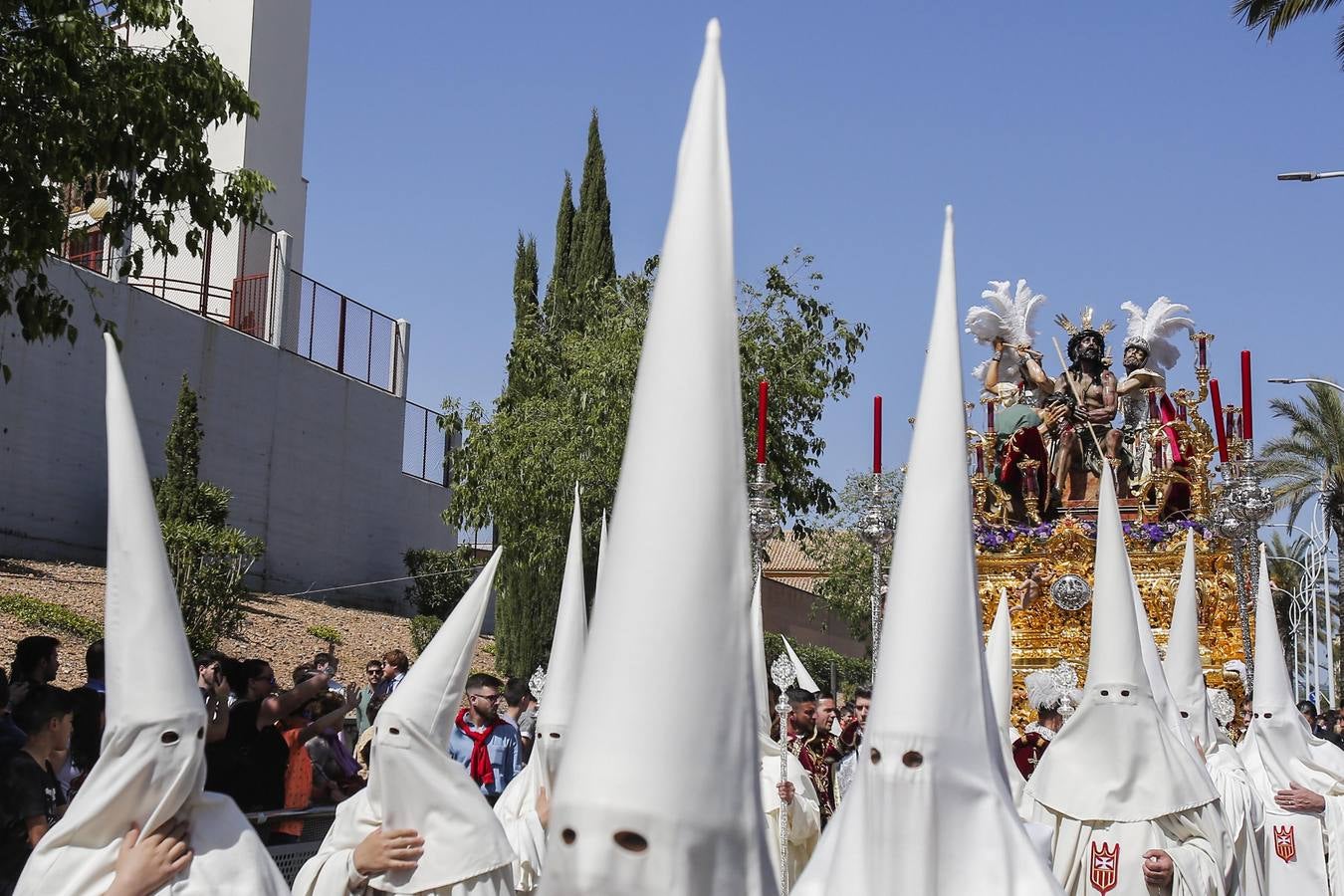 La procesión de la Hermanda de la Merced de Córdoba, en imágenes