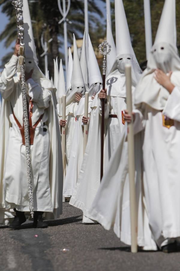 La procesión de la Hermanda de la Merced de Córdoba, en imágenes