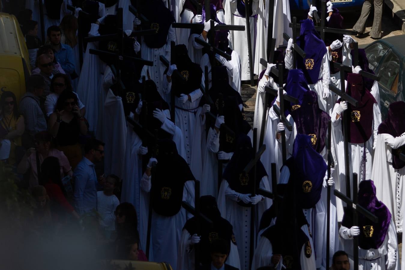 San Benito reluce en su estación de penitencia este Martes Santo