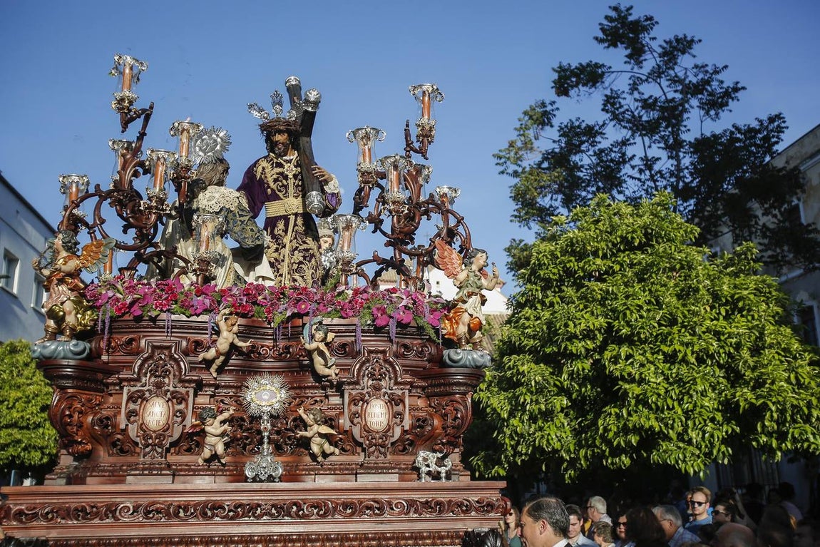 La procesión de la Santa Faz de Córdoba, en imágenes
