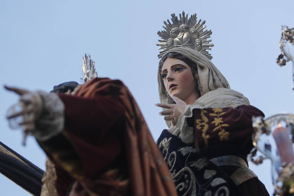 La procesión de la Santa Faz de Córdoba, en imágenes