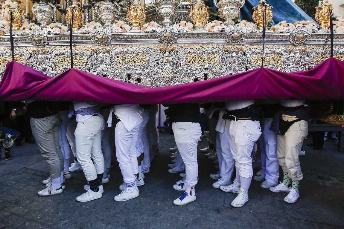 La procesión de la Santa Faz de Córdoba, en imágenes