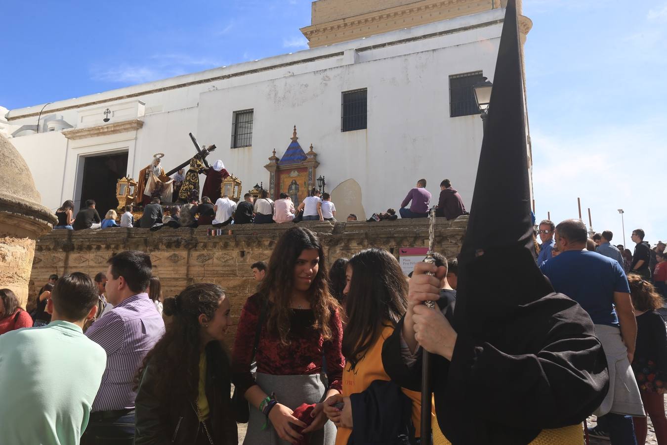 FOTOS: Sanidad brilla con su esplendor en el Martes Santo de Cádiz