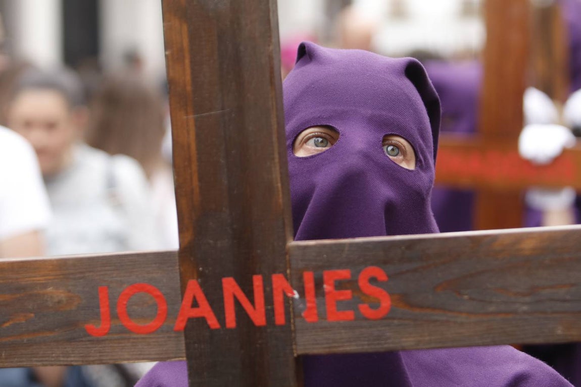 La procesión del Calvario de Córdoba, en imágenes