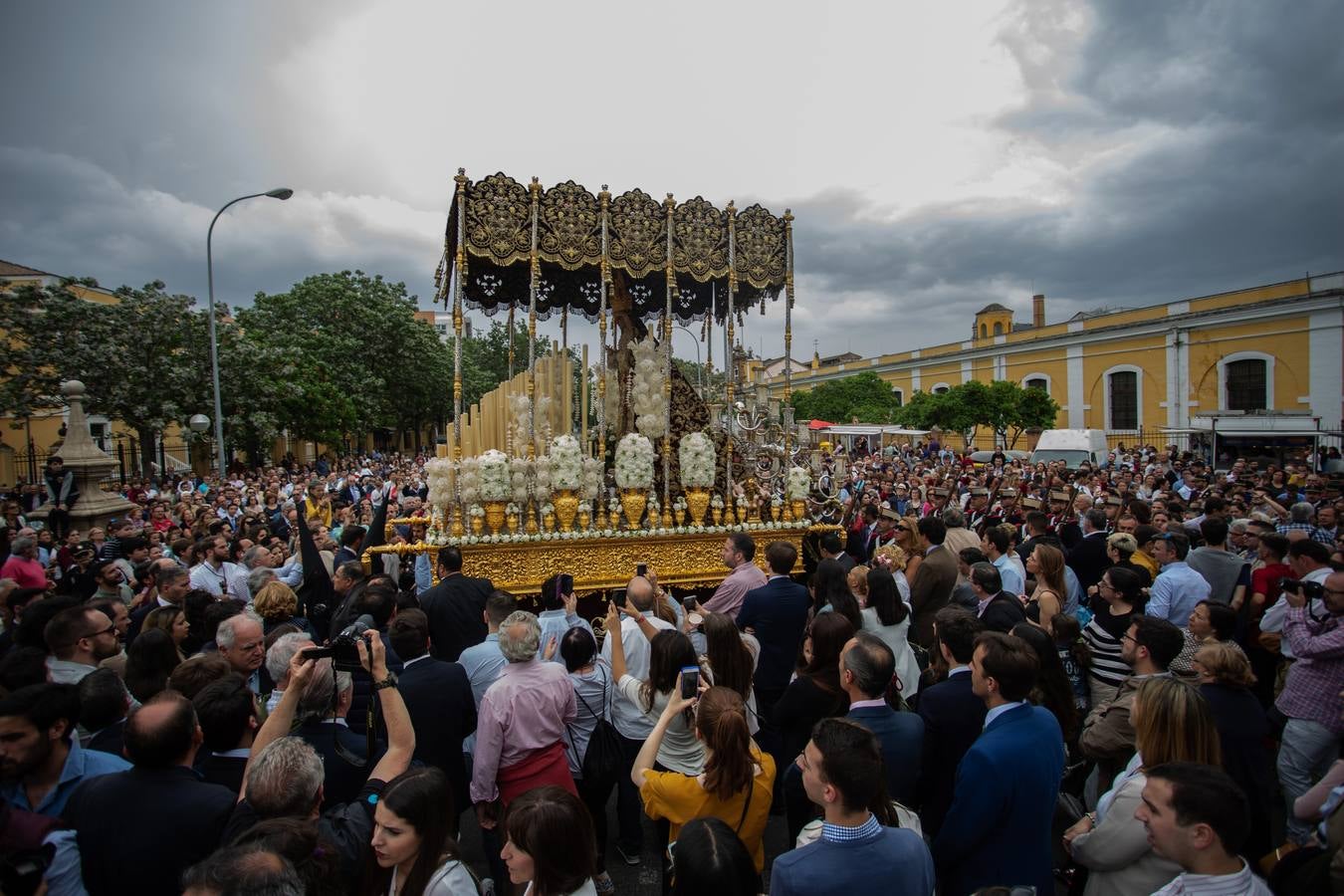 Impresionantes imágenes de la hermandad de San Bernardo