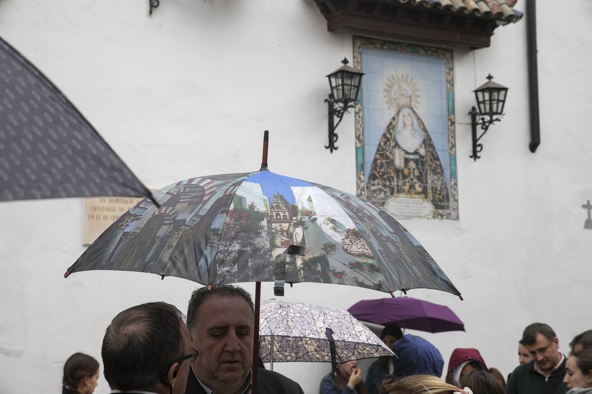 En imágenes, la pena del Nazareno de Córdoba