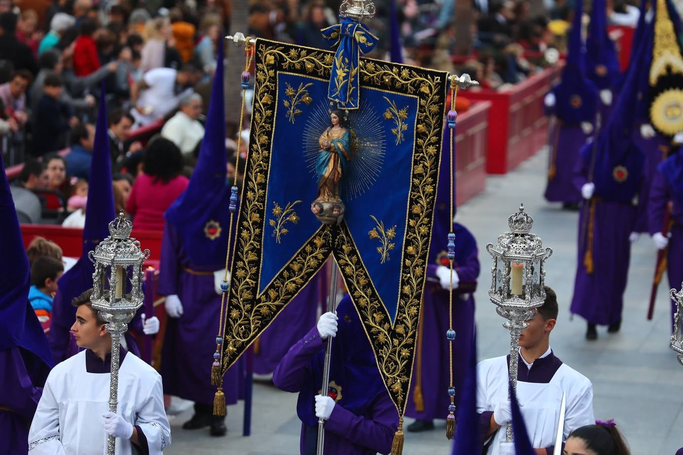 FOTOS: Afligidos en la Semana Santa de Cádiz 2019