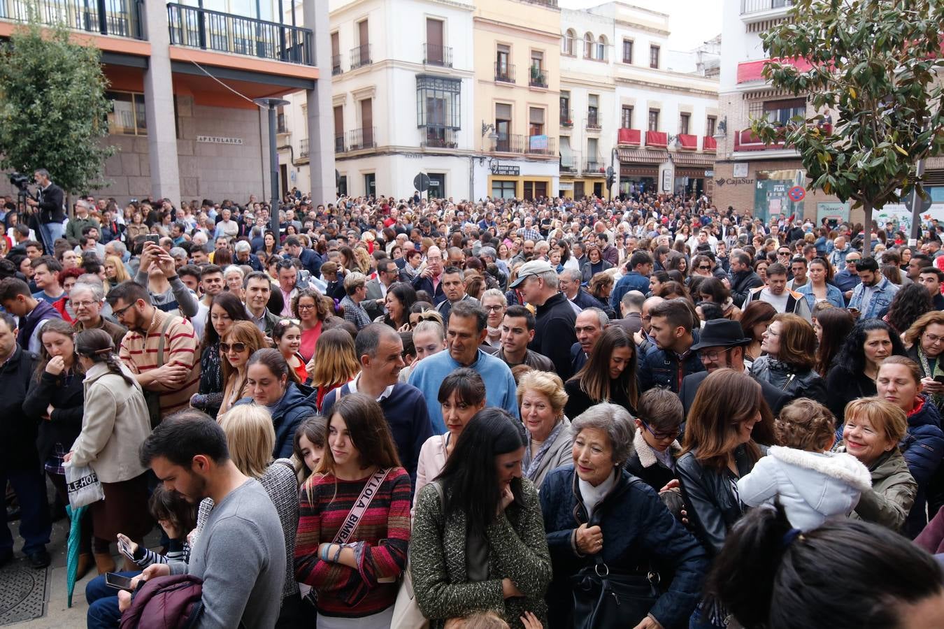 La tarde en la Expiración de Córdoba, en imágenes