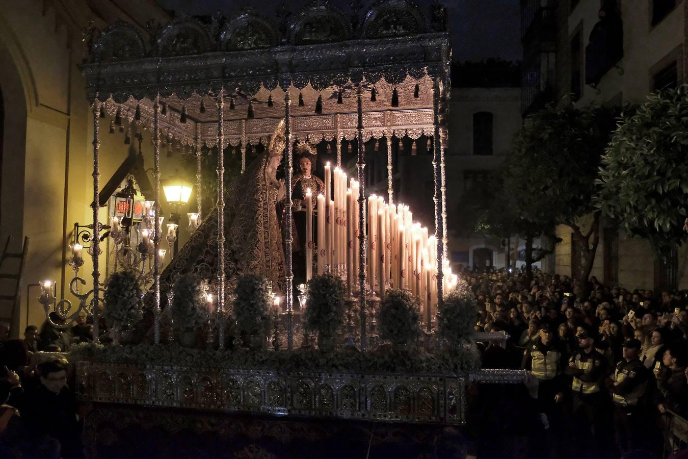 Recogimiento en la salida de El Silencio en la Madrugada