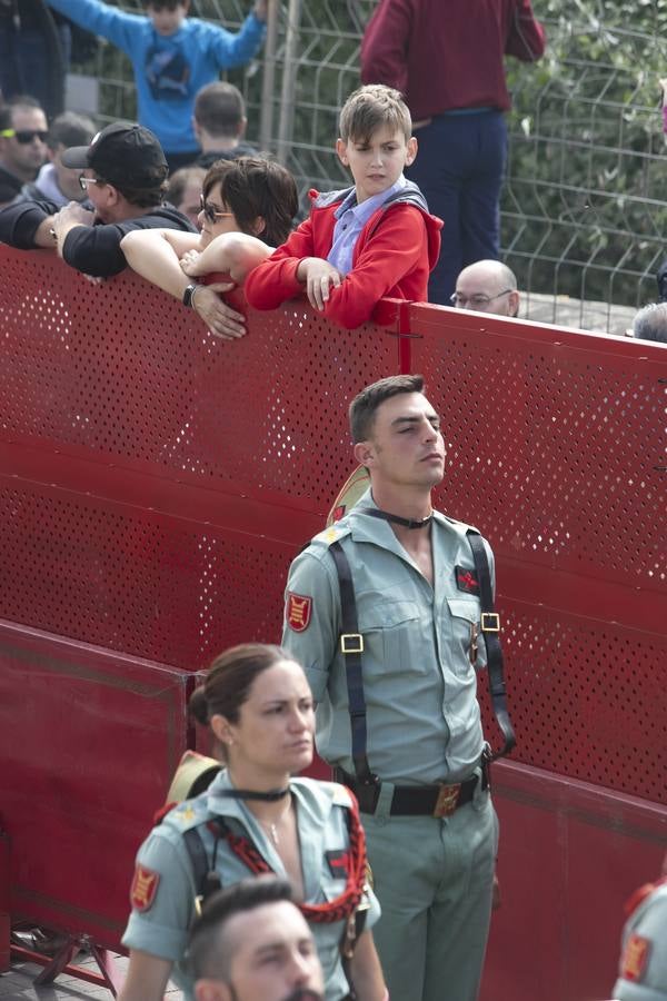 El vía crucis de la Caridad de Córdoba, en imágenes