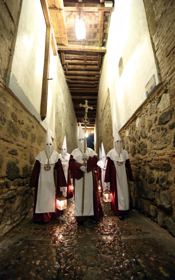 El Cristo de la Vega sí pudo desfilar en Toledo
