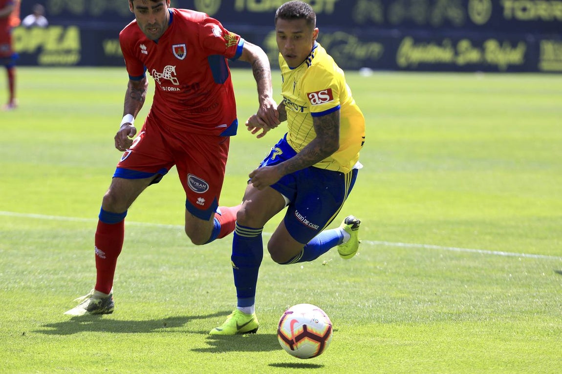 FOTOS: Las imágenes del partido Cádiz - Numancia