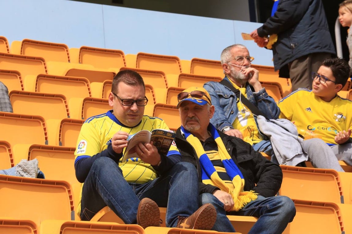 FOTOS: Búscate en las gradas de Carranza