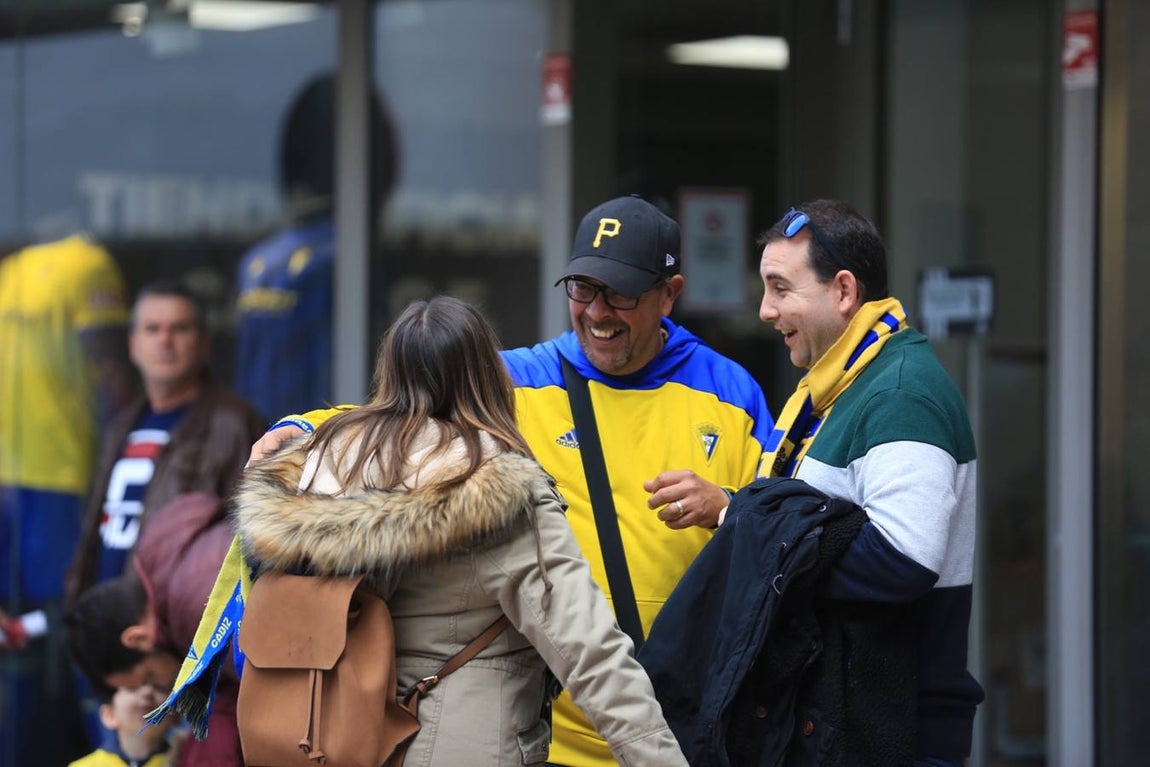 FOTOS: Búscate en las gradas de Carranza