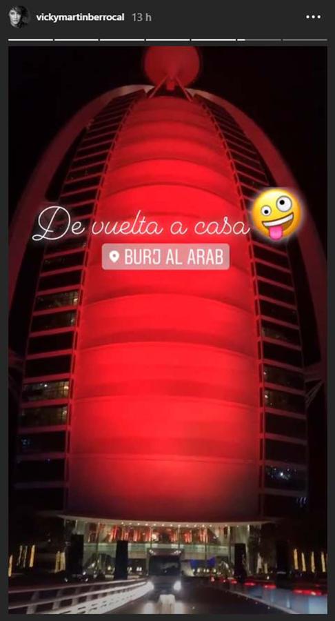 Familiar. En otra de sus "stories" Berrocal admite que se siente "como en casa", por lo que da a entender que las estancias en este hotel de 13.000 euros por noche no son puntuales