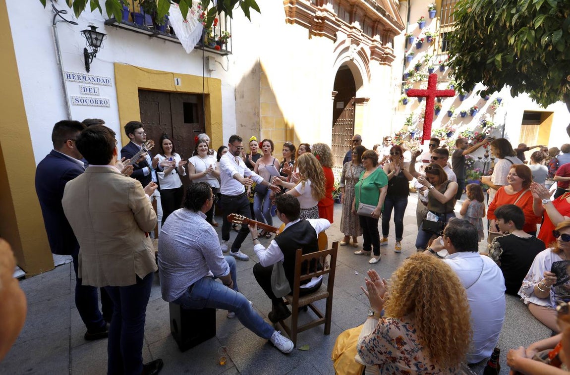 El primer día de Cruces de Mayo de Córdoba 2019, en imágenes