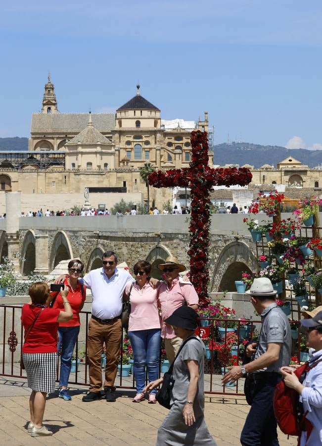 El primer día de Cruces de Mayo de Córdoba 2019, en imágenes