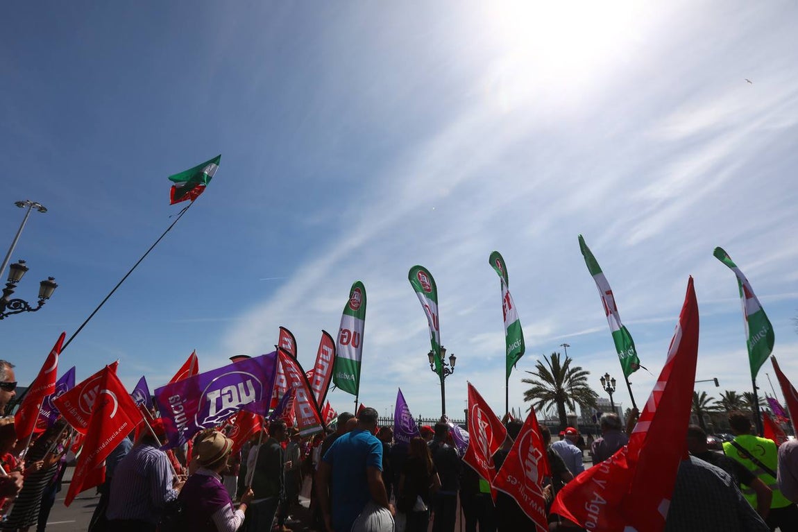 1 de Mayo: Los sindicatos salen a la calle