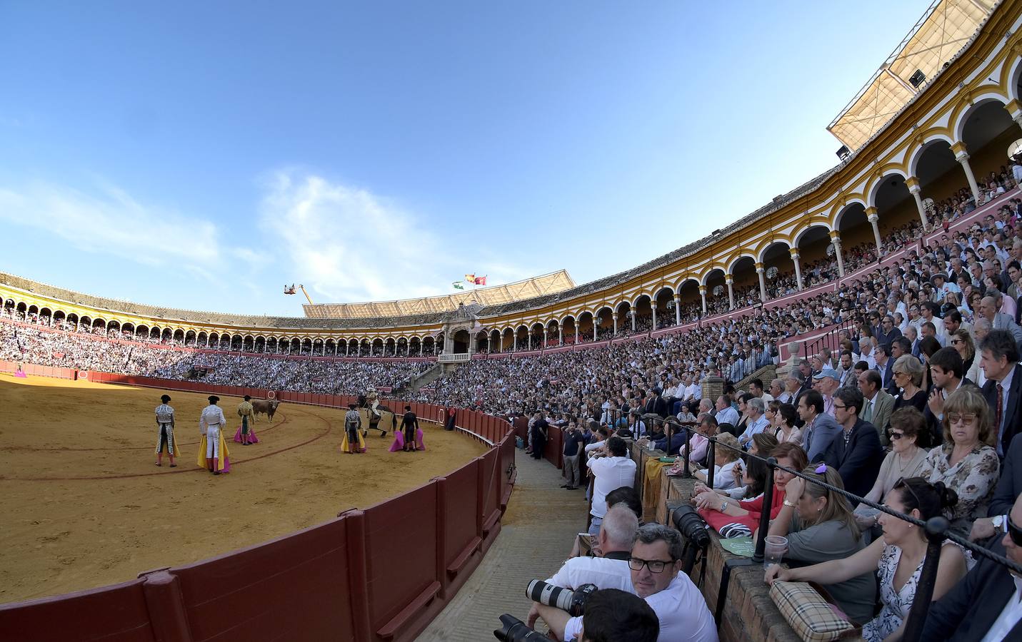 El Juli hace historia en Sevilla