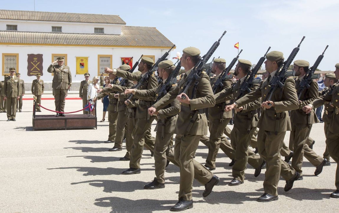 Conmemoración del 2 de mayo en el RACTA-4