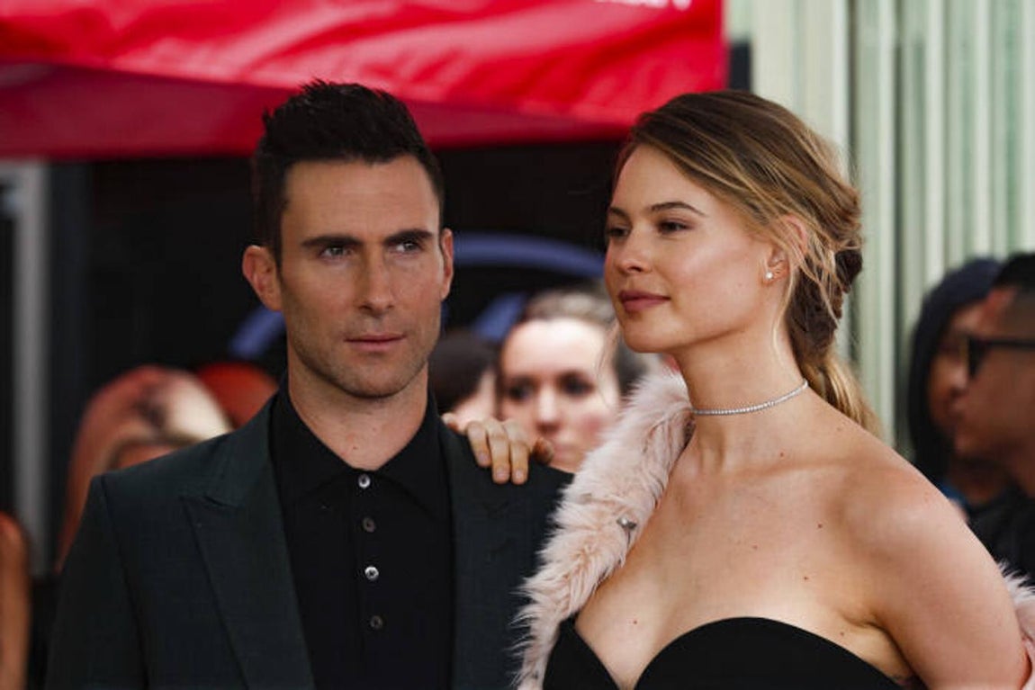 Adam Levi y Behati Prinsloo. 